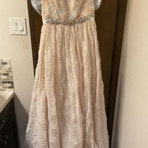 Adriana papell gown